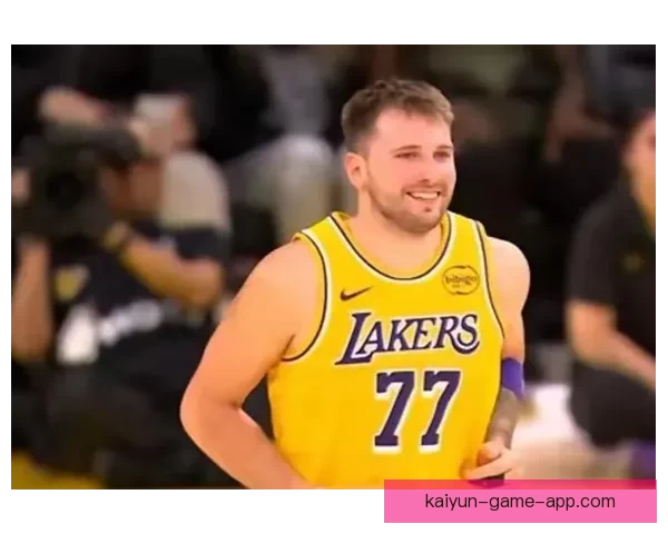 东契奇腿筋受伤雷迪克责任引争议球队用主力变成雷伯杜模式